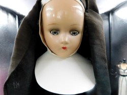 ma nun face